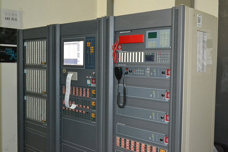 1531817184886971.jpg 消防主機(jī)(去掉公司名頭).JPG